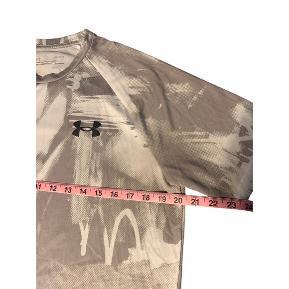 Under Armour HeatGear Loose Fit Shirt Medium Gray Abstract Print - Picture 4 of 5